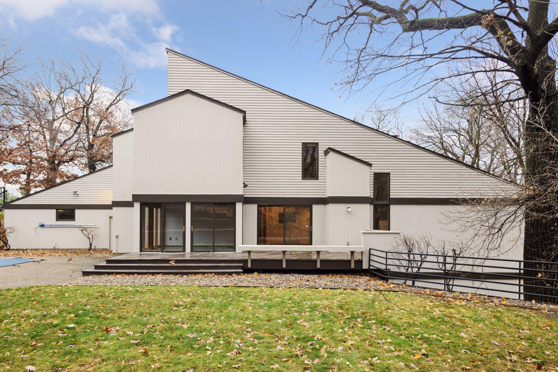 12620 Bent Tree Road Minnetonka, MN 55305 - Photo 45 of 52 Gallery Image 45