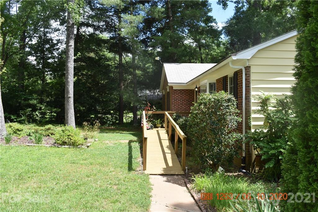 3421 Kingsfield Road Rock Hill, SC 29732 - Photo 9 of 28 Gallery Image 9