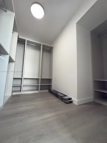 $685,000 | 9195 Collins Avenue, Unit 911, Surfside, FL 33154