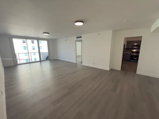 $685,000 | 9195 Collins Avenue, Unit 911, Surfside, FL 33154