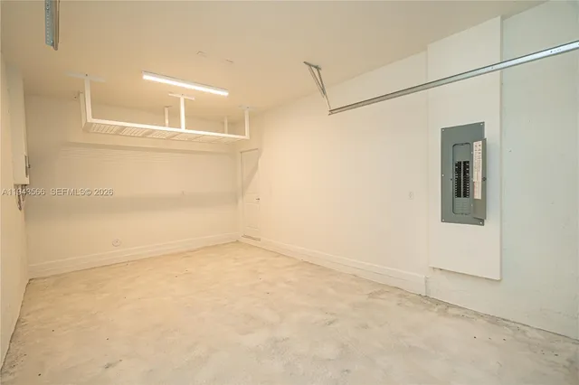 $2,700 | 1473 Southeast 6th Terrace, Homestead, FL 33034