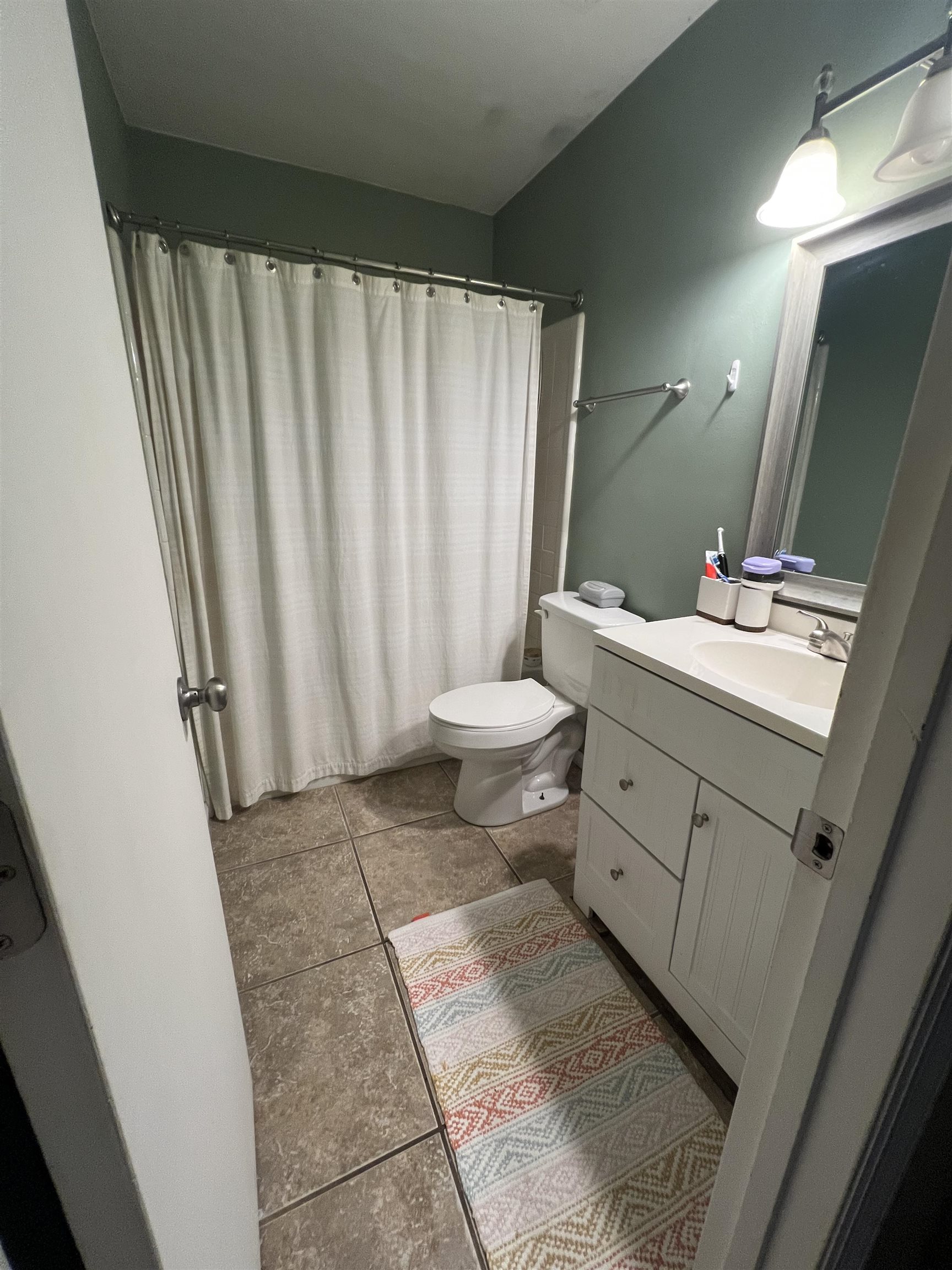 285 Dixie Drive, Unit B2 Tallahassee, FL 32304 - Photo 5 of 8