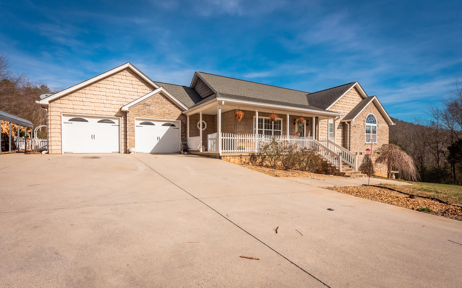 1494 Houston Valley Road Ringgold, GA 30736 - Photo 2 of 36 DSC_4090