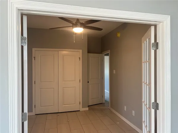 $3,000 | 6865 La Salle Drive, Corpus Christi, TX 78414