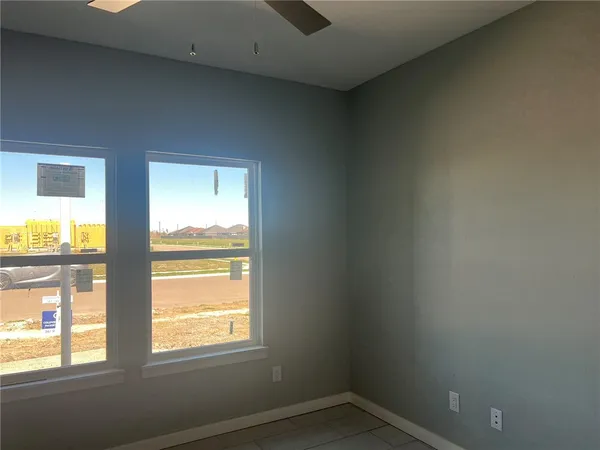 $3,000 | 6865 La Salle Drive, Corpus Christi, TX 78414