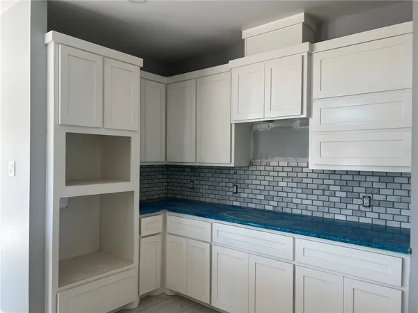 $3,000 | 6865 La Salle Drive, Corpus Christi, TX 78414