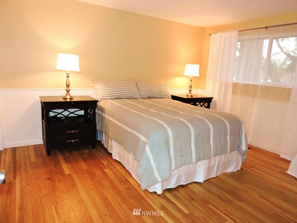 4614 Northeast 24th Street Renton, WA 98059 - Photo 15 of 25