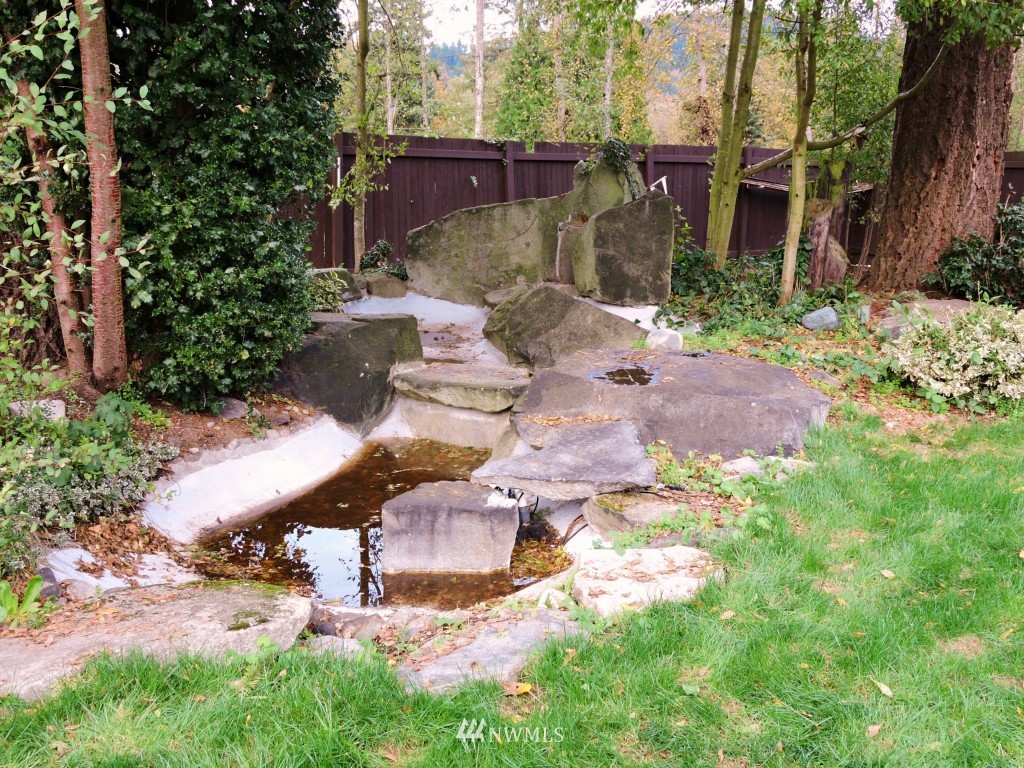 4614 Northeast 24th Street Renton, WA 98059 - Photo 24 of 25