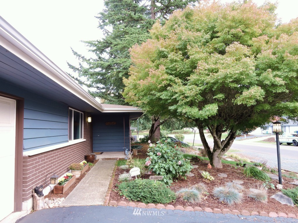 4614 Northeast 24th Street Renton, WA 98059 - Photo 25 of 25