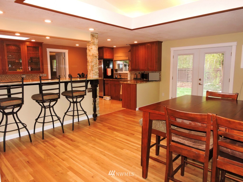 4614 Northeast 24th Street Renton, WA 98059 - Photo 7 of 25