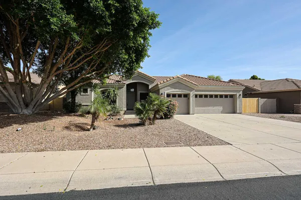 $3,500 | 4536 West Villa Linda Drive, Glendale, AZ 85310