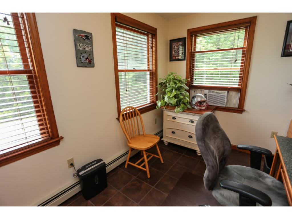 47 Pleasant Hill Road Deerfield, NH 03037 - Photo 14 of 35