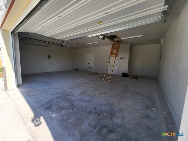 $615,000 | 806 Eagle Hts Drive, Salado, TX 76571