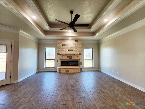 a large kitchen with stainless steel appliances kitchen island granite countertop a large counter top stainless steel appliances and cabinets