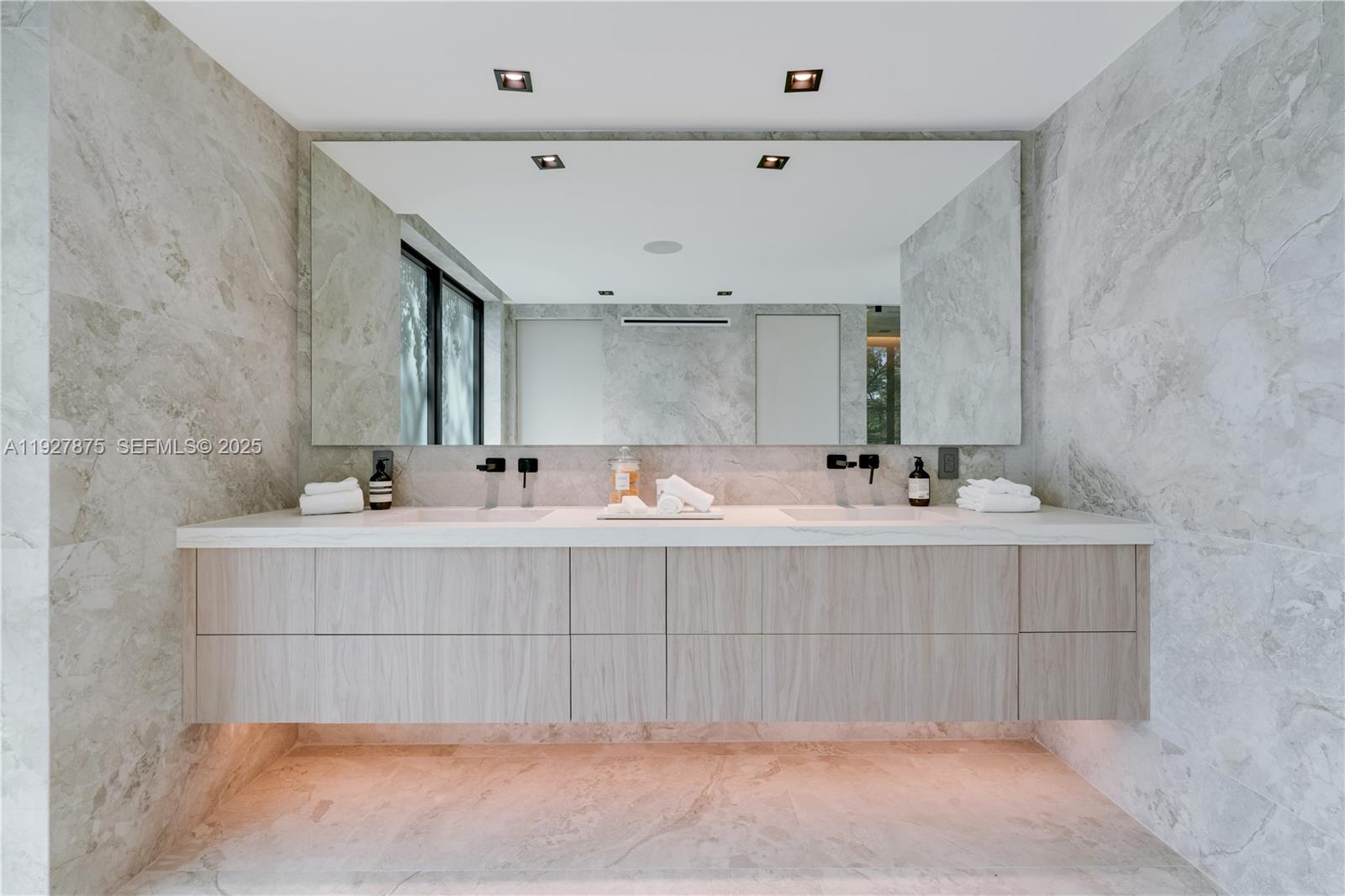 2800 Calusa Street Miami, FL 33133 - Photo 45 of 71