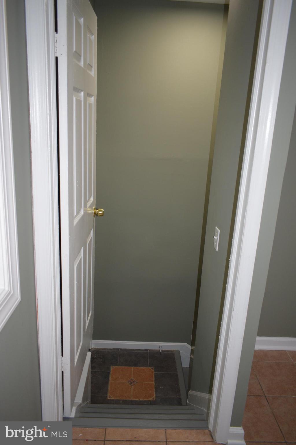 12323 Dewey Silver Spring Silver Spring, MD 20906 - Photo 21 of 37 a view of front door