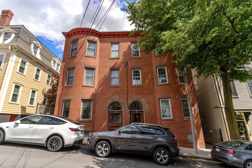 35 Mead Street, Unit 3 Boston, MA 02129 - Photo 15 of 16