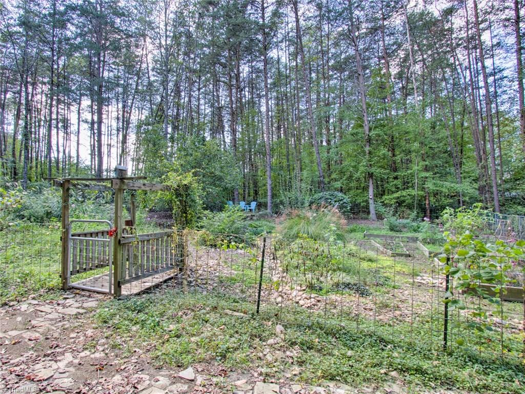 8309-8311 Maloe Court Oak Ridge, NC 27310 - Photo 21 of 22 Gallery Image 21