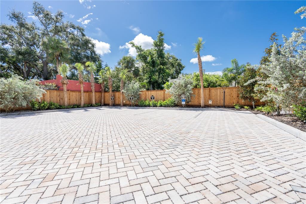 1234 15th Street, Unit 102 Sarasota, FL 34236 - Photo 25 of 30 a view of a backyard of a house
