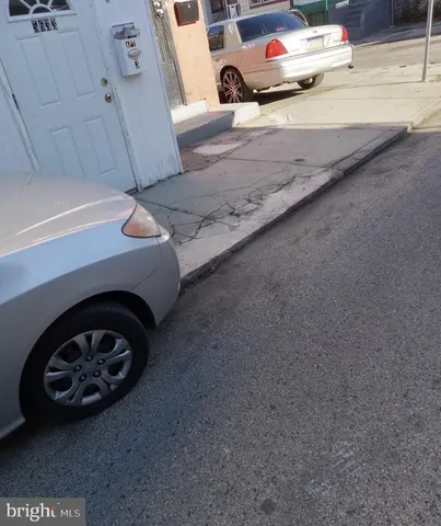 $1,000 | 5633 Elliott Street, Philadelphia, PA 19143