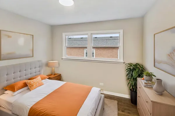 $284,700 | 172 Strieff Avenue, Chicago Heights, IL 60411