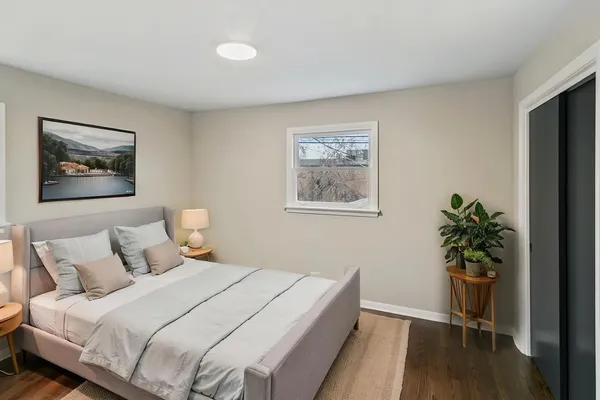 $284,700 | 172 Strieff Avenue, Chicago Heights, IL 60411