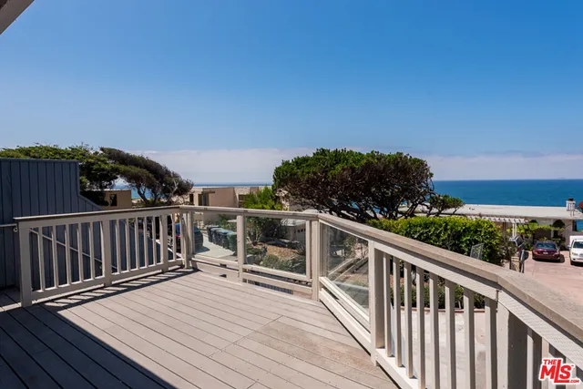 $7,340,000 | 7273 Birdview Avenue, Malibu, CA 90265
