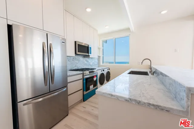 $7,340,000 | 7273 Birdview Avenue, Malibu, CA 90265