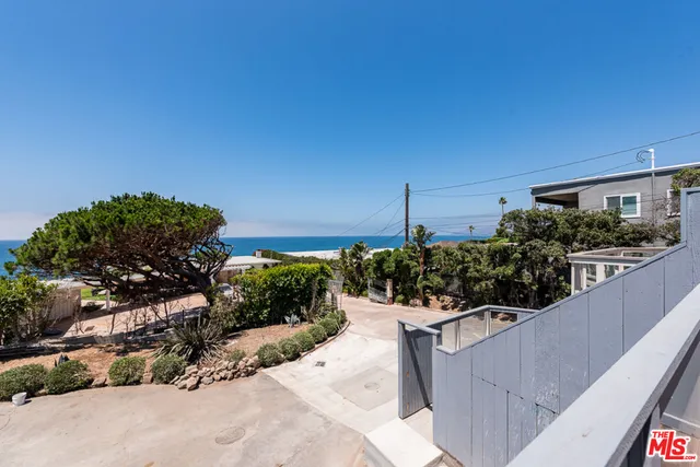 $7,340,000 | 7273 Birdview Avenue, Malibu, CA 90265