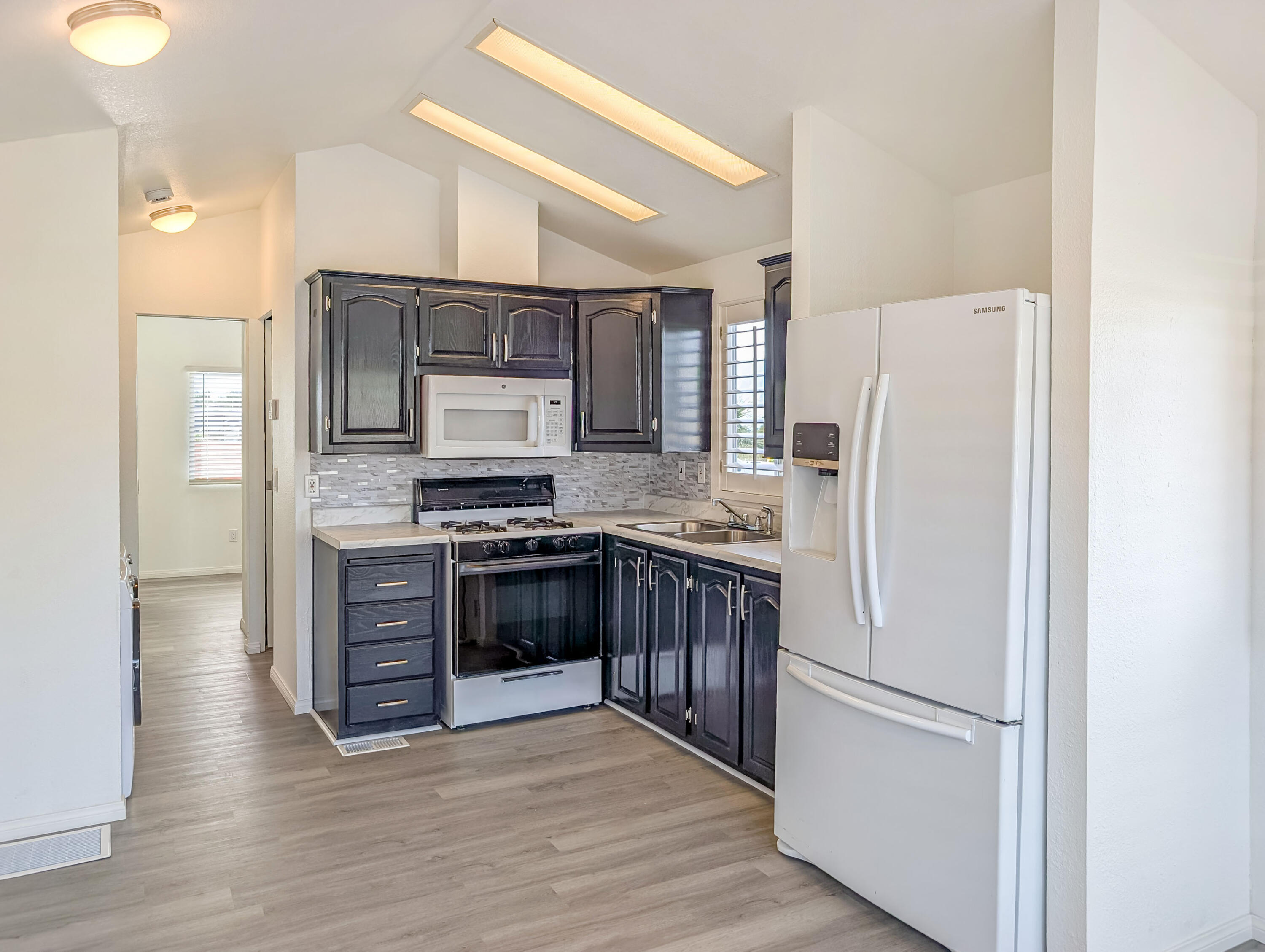 70200 Dillon Road, Unit 284 Desert Hot Springs, CA 92241 - Photo 11 of 30 284 (36 of 40)