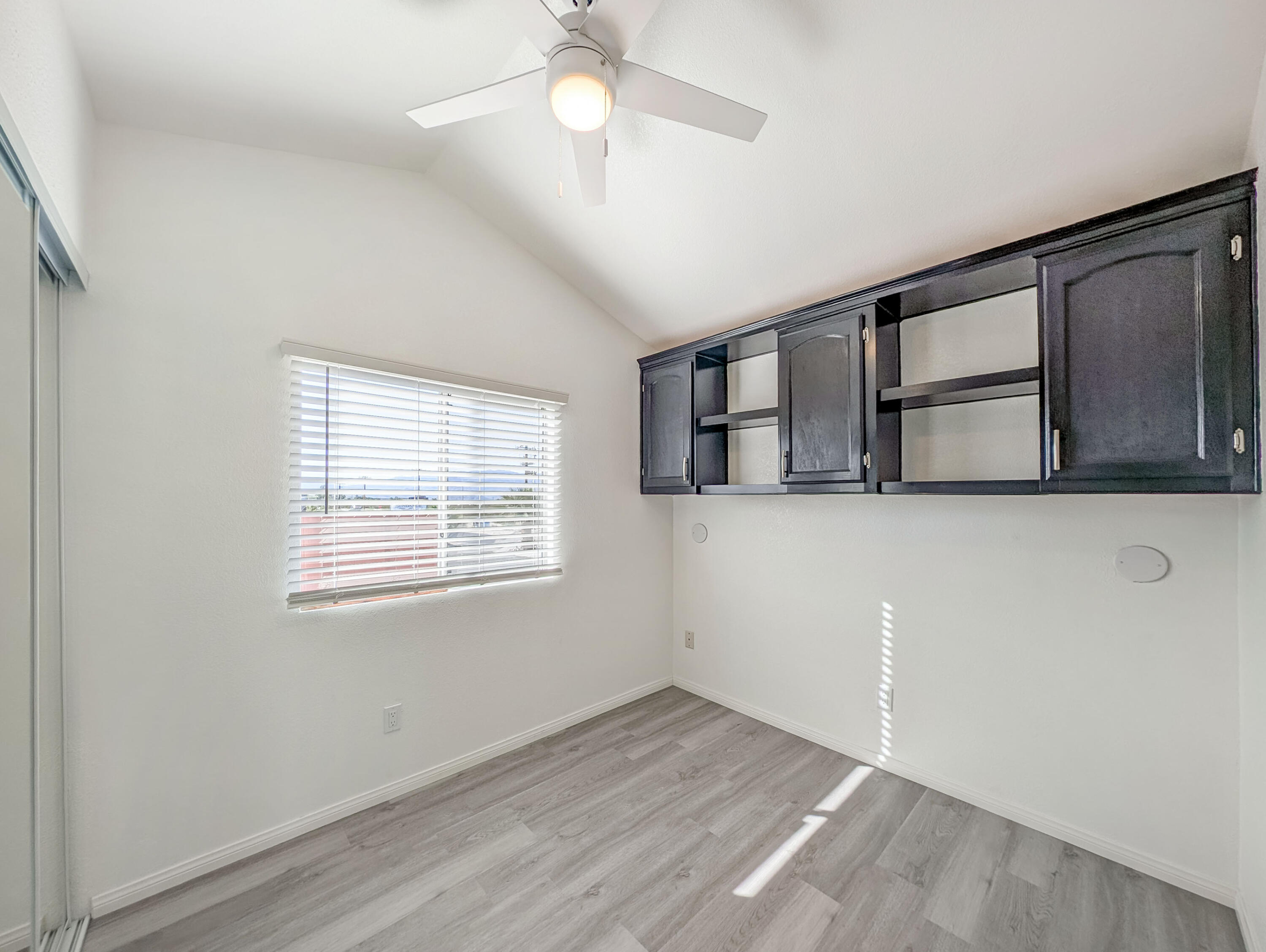 70200 Dillon Road, Unit 284 Desert Hot Springs, CA 92241 - Photo 20 of 30 284 (23 of 40)