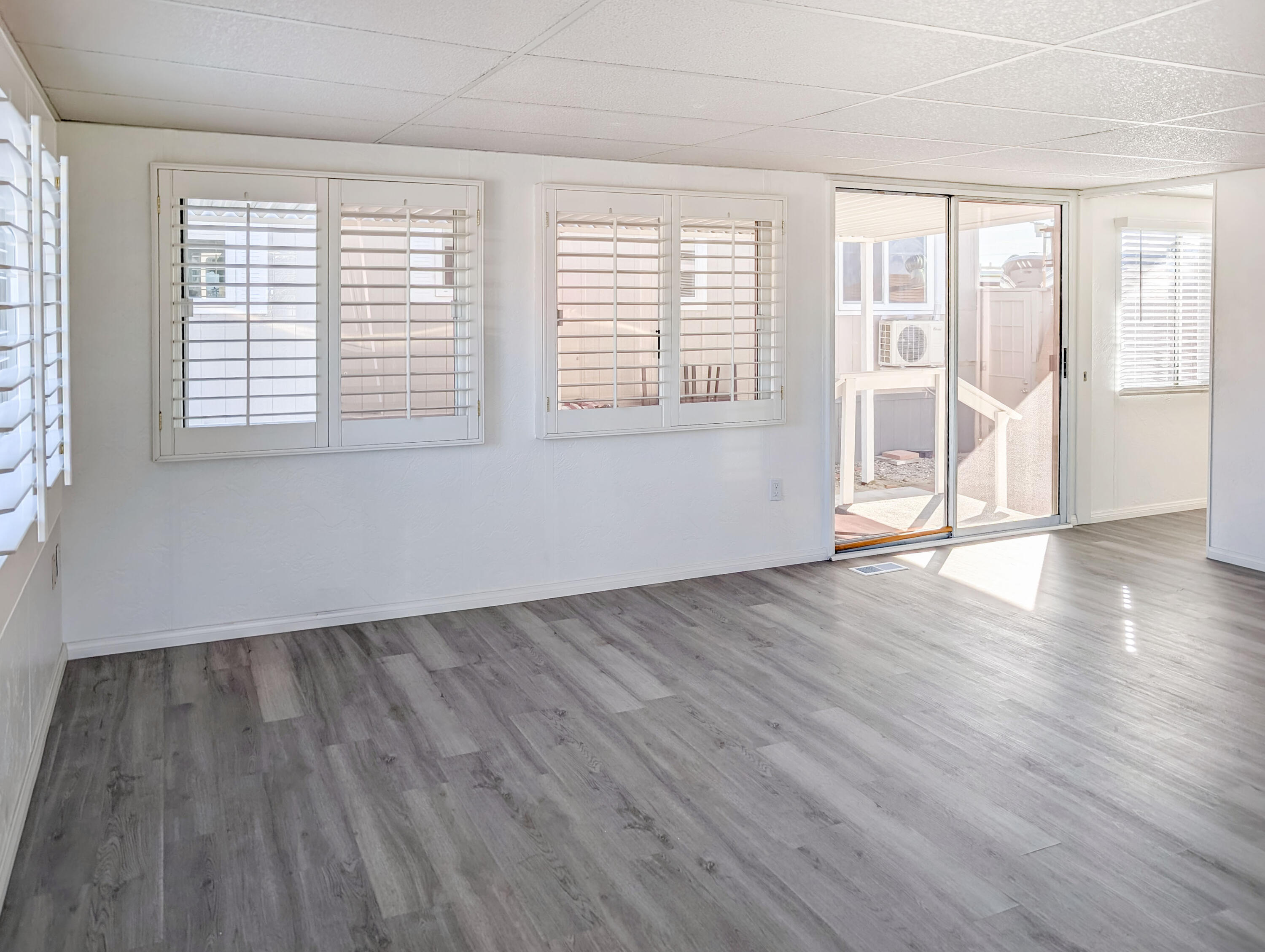 70200 Dillon Road, Unit 284 Desert Hot Springs, CA 92241 - Photo 7 of 30 284 (13 of 40)