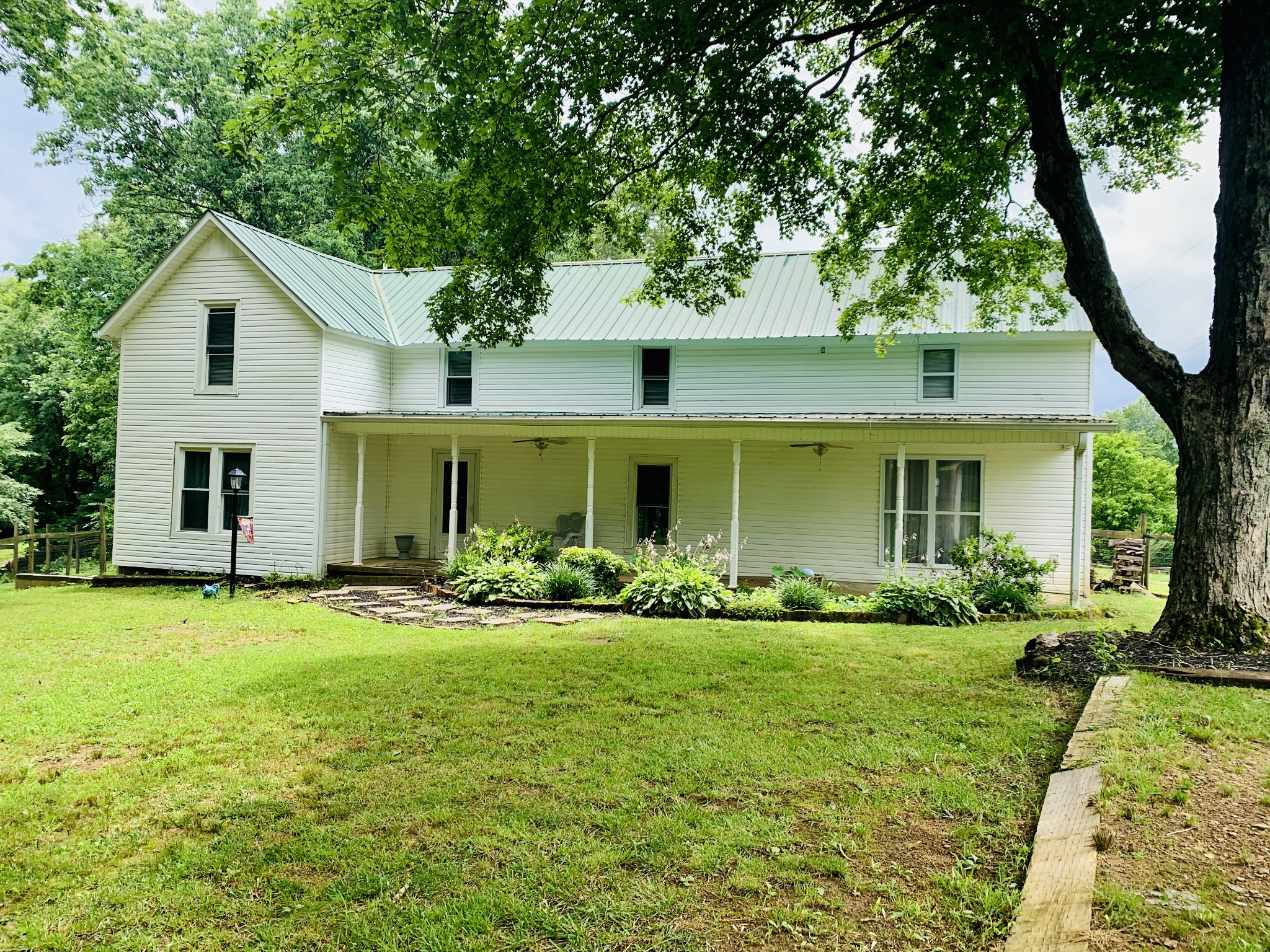 1315 Hamble Road Charlotte, TN 37036 - Photo 3 of 50 Gallery Image 3