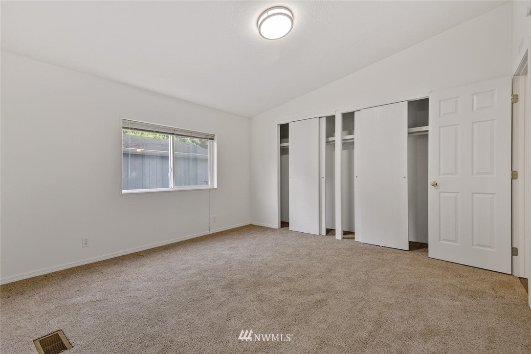 475 Alger Cain Lake Road Sedro-Woolley, WA 98284 - Photo 13 of 23 Gallery Image 13