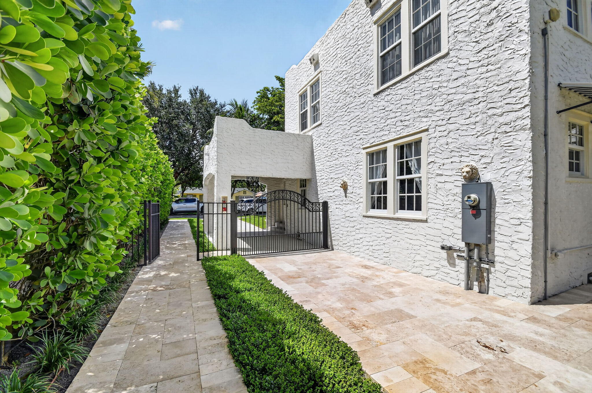 807 Ardmore Road West Palm Beach, FL 33401 - Photo 45 of 80 43-web-or-mls-DSC_3936