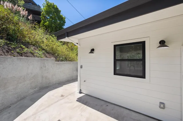 $2,980 | 196 Amapola Avenue, Unit A, Pacifica, CA 94044