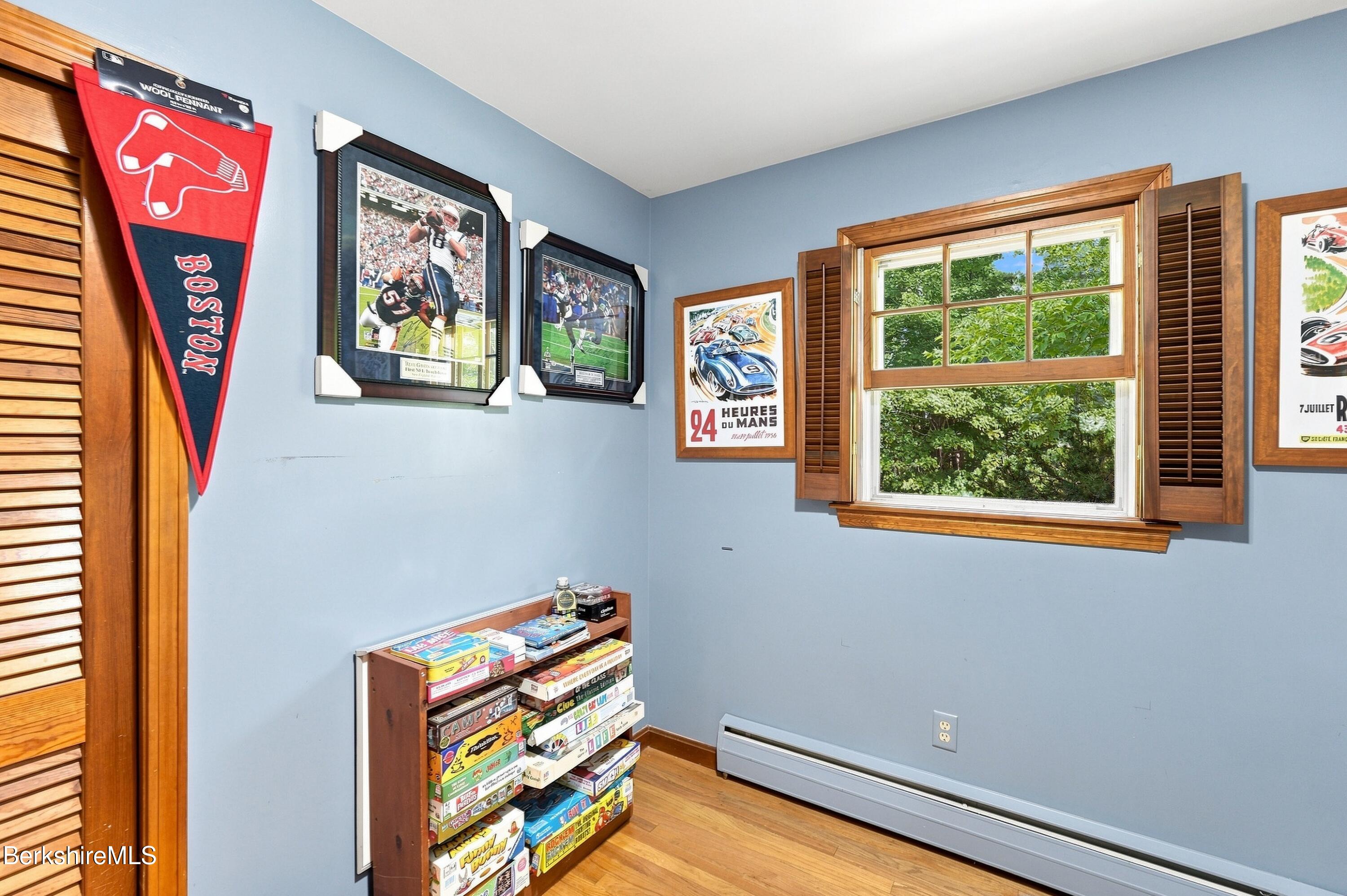 422 Barker Road Pittsfield, MA 01201 - Photo 27 of 44 Bedroom 2