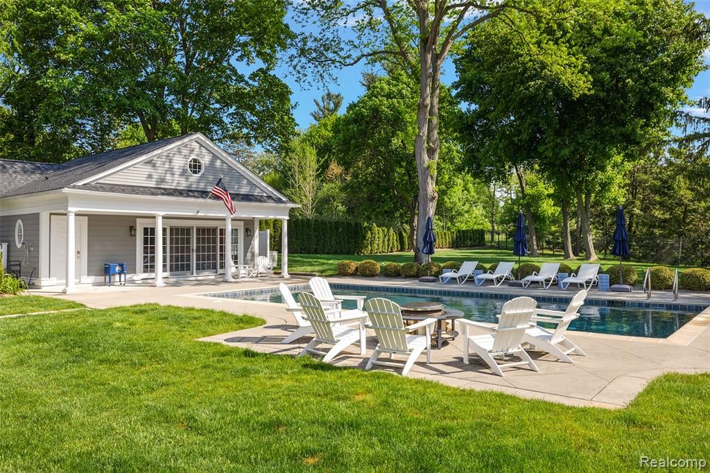 232 Guilford Road Bloomfield Hills, MI 48304 - Photo 38 of 40 Gallery Image 38