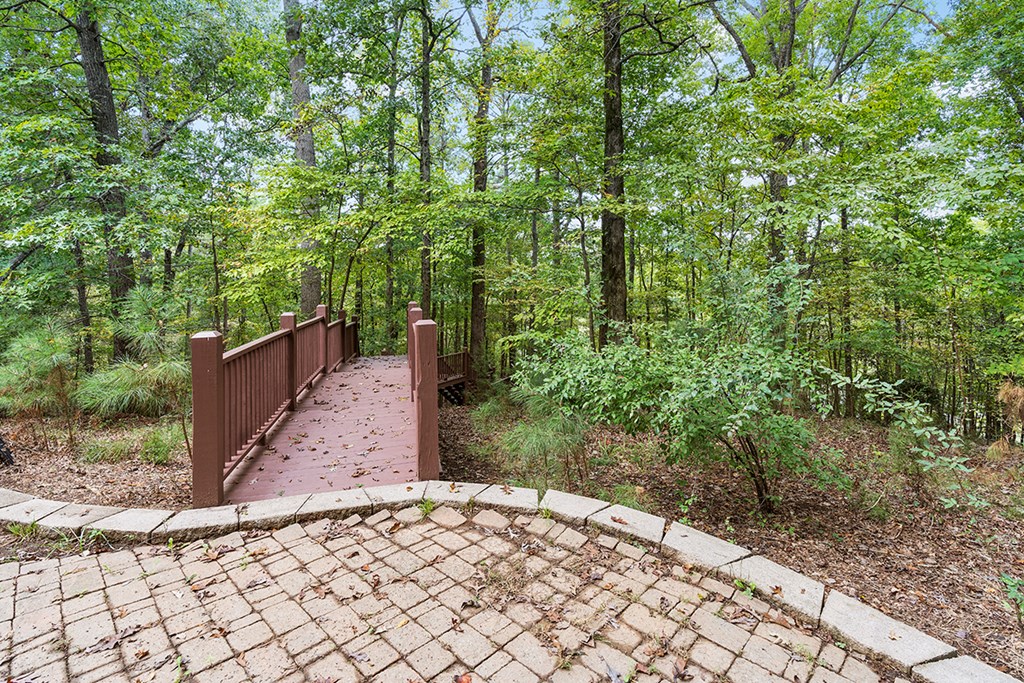 112 Sparrow Road Greenwood, SC 29649 - Photo 19 of 36