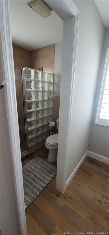 4898 Southeast Major Way Stuart, FL 34997 - Photo 14 of 28 master bath