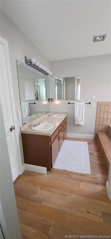 4898 Southeast Major Way Stuart, FL 34997 - Photo 15 of 28 master bath
