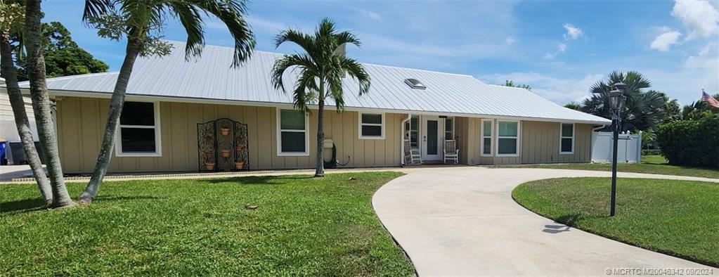 4898 Southeast Major Way Stuart, FL 34997 - Photo 2 of 28 Gallery Image 2