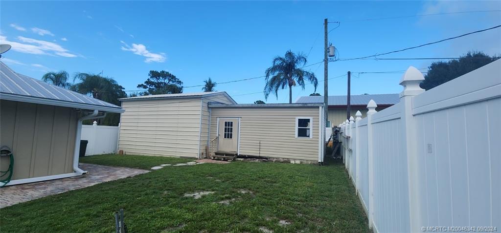 4898 Southeast Major Way Stuart, FL 34997 - Photo 22 of 28 Gallery Image 22