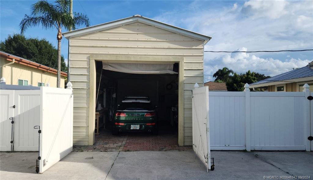 4898 Southeast Major Way Stuart, FL 34997 - Photo 25 of 28 Gallery Image 25