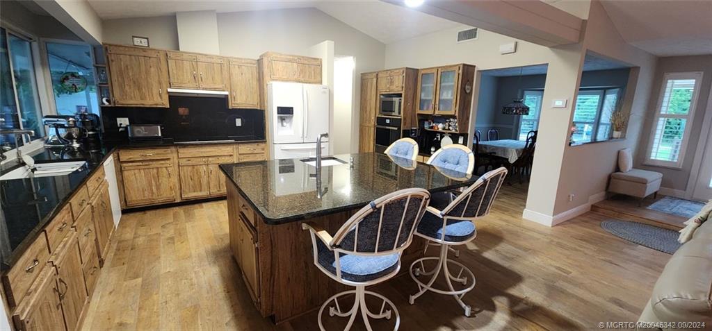 4898 Southeast Major Way Stuart, FL 34997 - Photo 6 of 28 Gallery Image 6