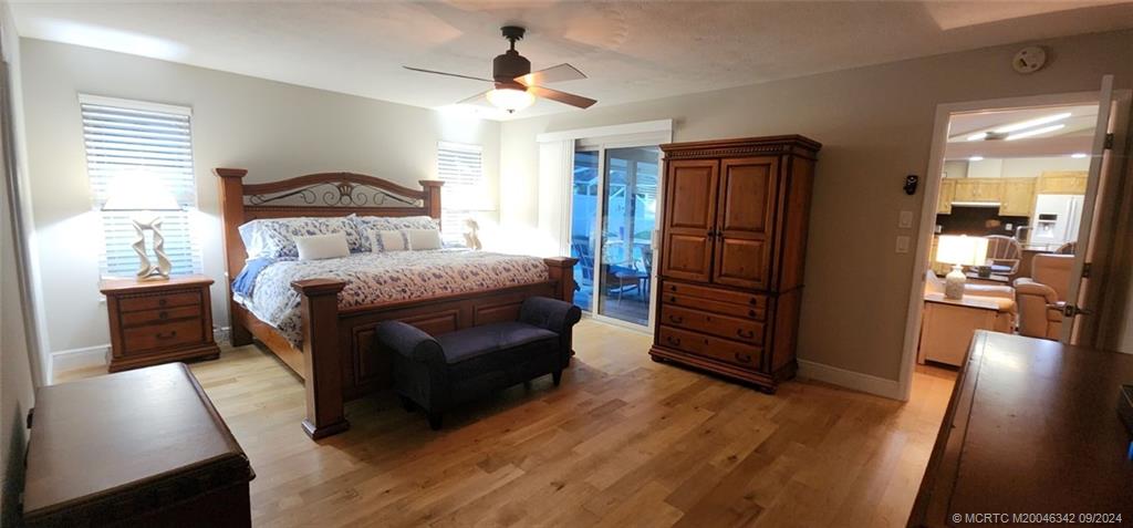 4898 Southeast Major Way Stuart, FL 34997 - Photo 10 of 28 Master bed