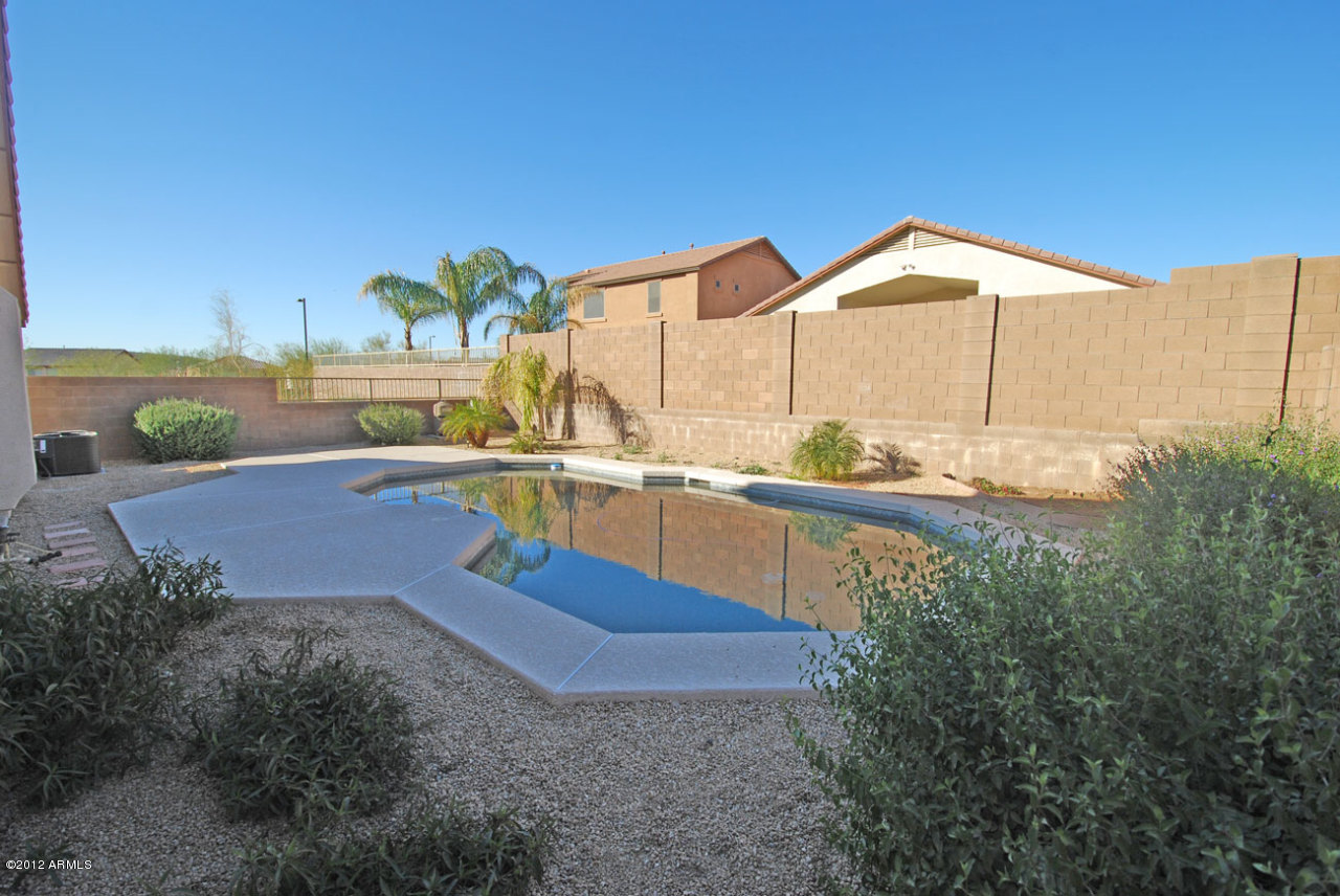 2226 West Steed Ridge Phoenix, AZ 85085 - Photo 9 of 11 Backyard