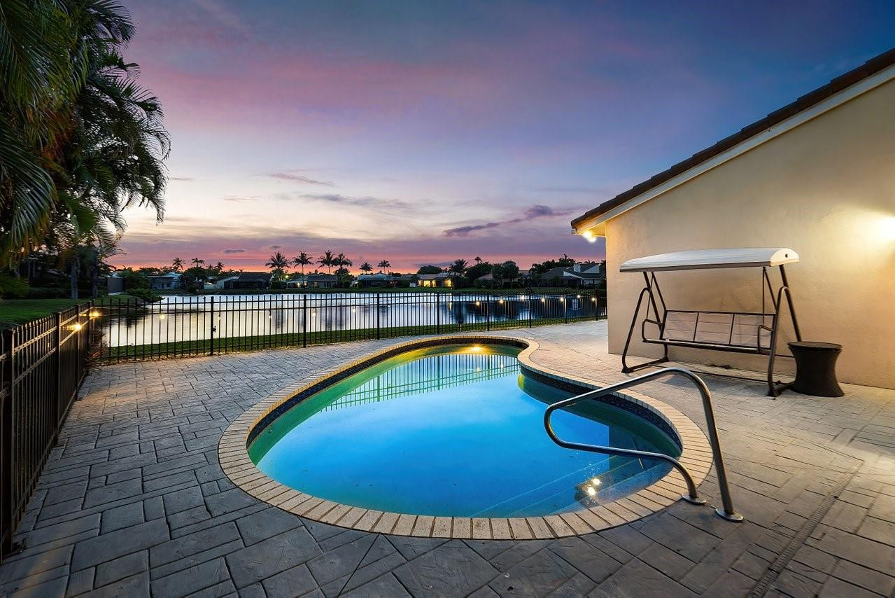 7025 Northwest 2nd Terrace Boca Raton, FL 33487 - Photo 2 of 59 Photo 2