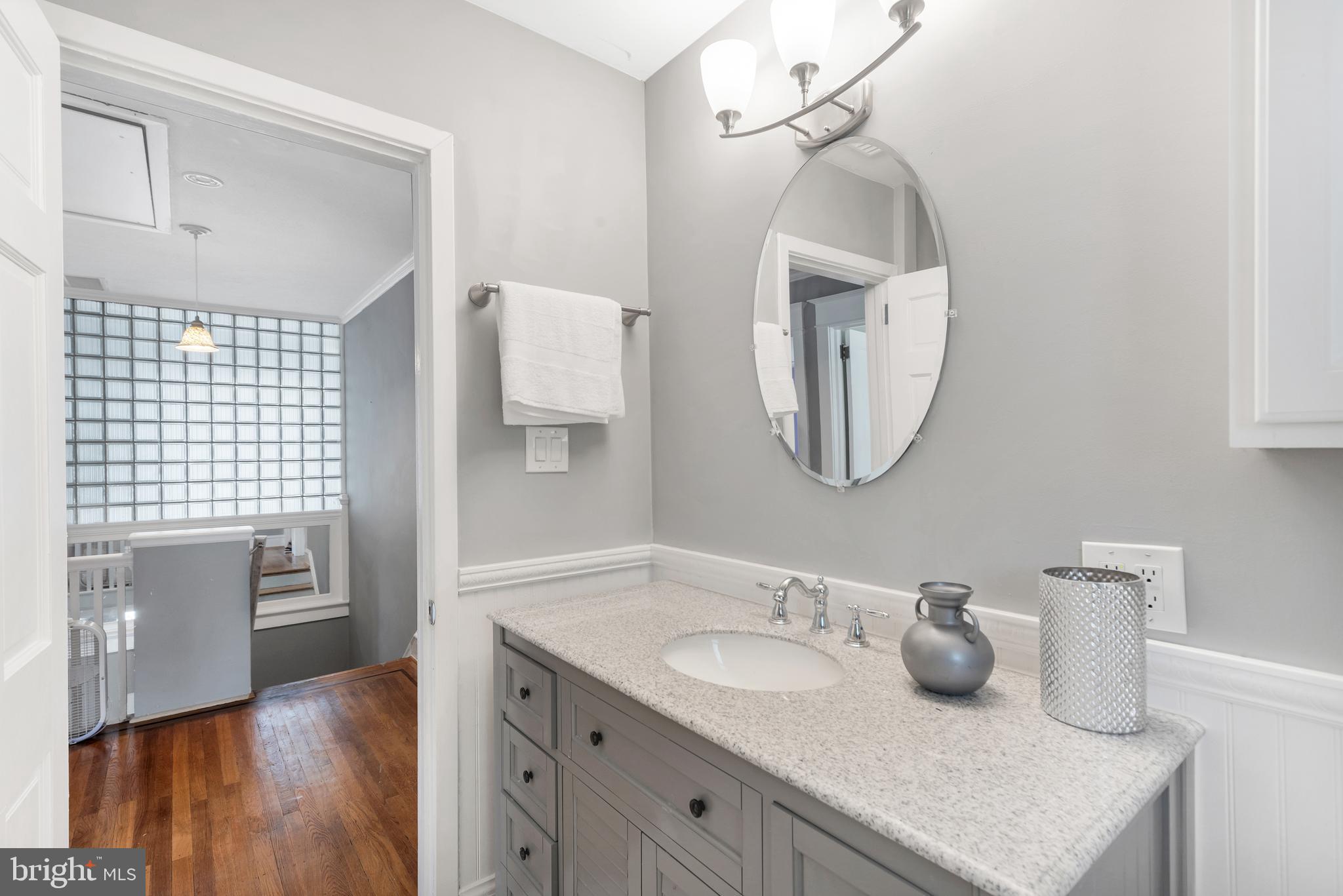 8245 Brookside Road Elkins Park, PA 19027 - Photo 18 of 32 2nd Floor Full Bathroom