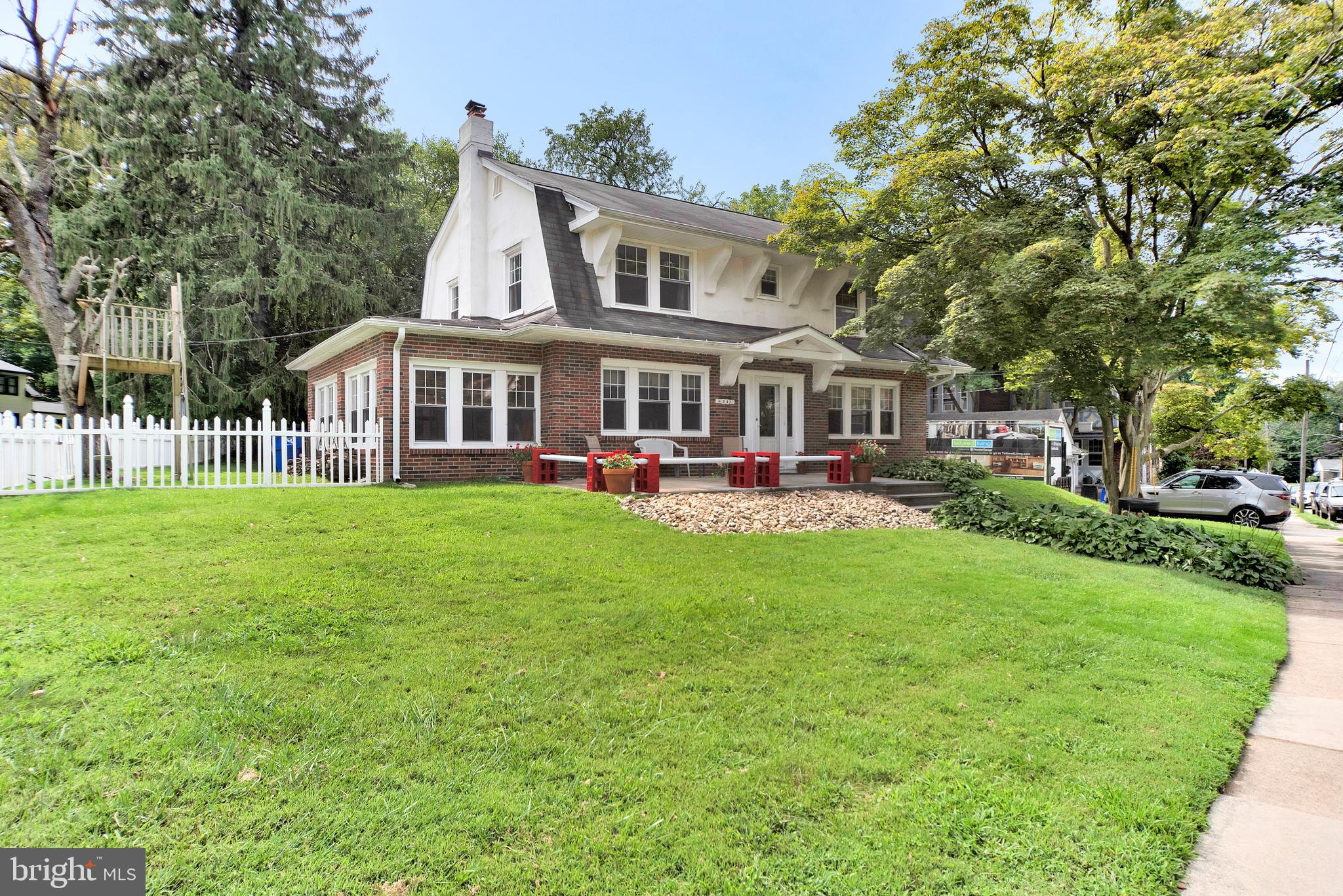 8245 Brookside Road Elkins Park, PA 19027 - Photo 3 of 32 Front Yard